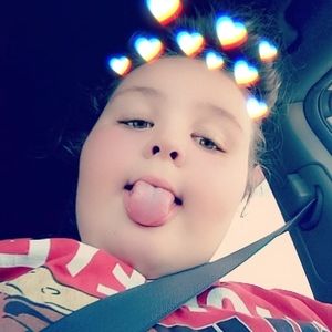 Meet your Posher, Khloee